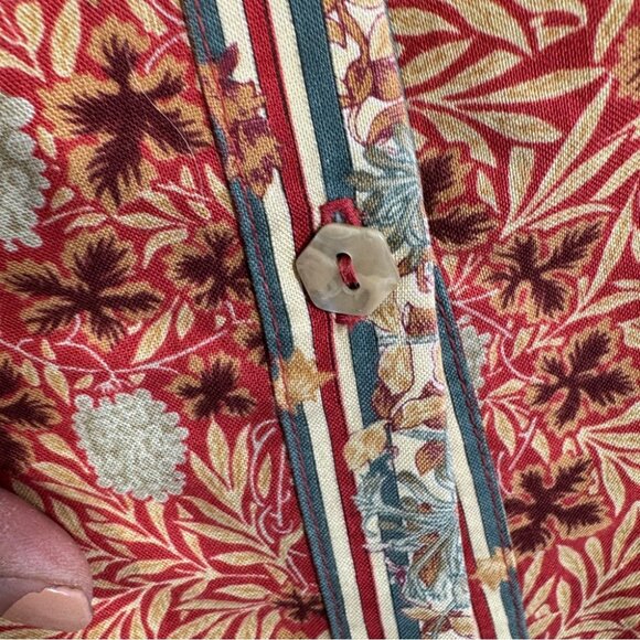 Vintage Suttles & Seawinds Red Beige Printed Floral Button Shirt Size L - Picture 6 of 16